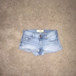 Hollister Short Short Low Rise Size 3